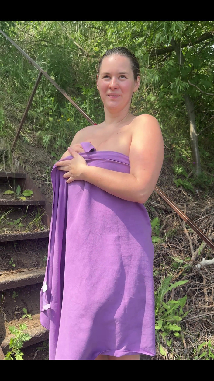 Fox Flame: Decidí cambiarme allí en la playa