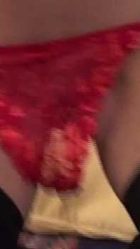 Threesome MILFs Deepthroat Cock and Stretch Ass with Toy