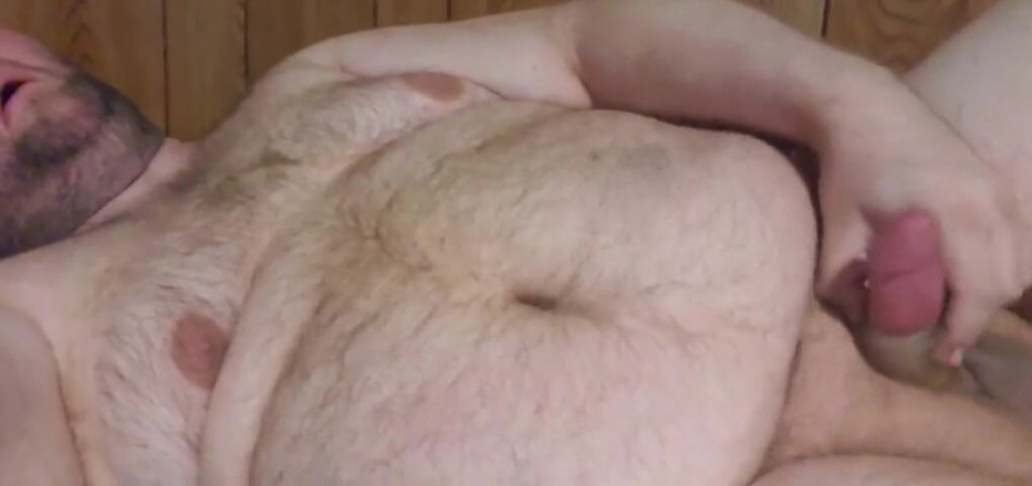 Danzilla White: Saya suka menjadi nakal dan memancut mani untuk wanita