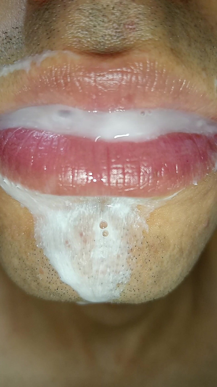 Rey rey: Saya suka pancutan mani dalam mulut saya