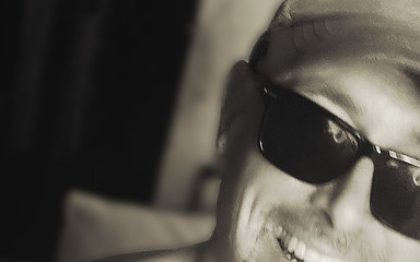 We got you pegged studio: Fute fundul ăla