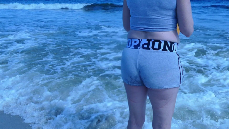Marvellee Studios: Carolina beach blow to pop