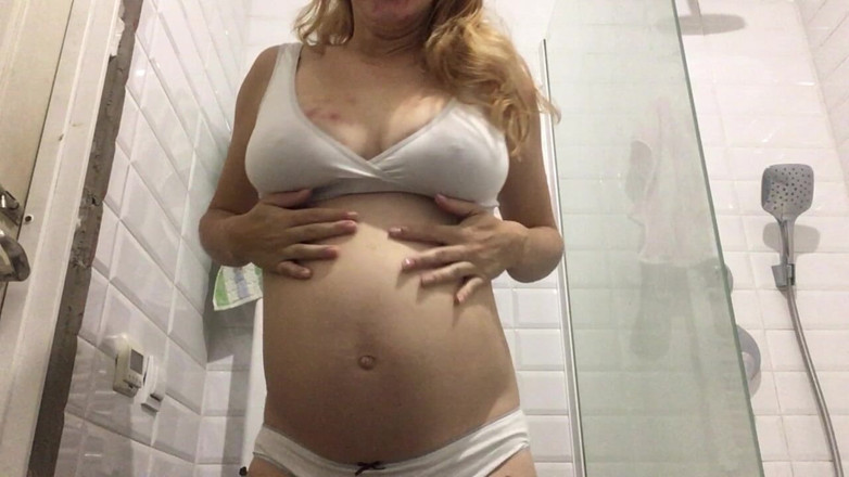 Risky Hairy Couple: White Lingerie -stripping Pregnant