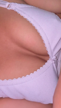 Desi Bhabi Boobs in Bra