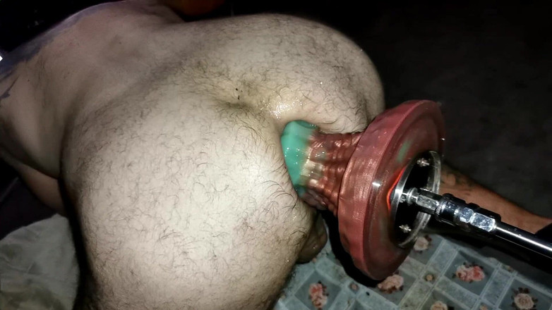 Fuck machine massaker: Nieuwe dildo Mandrake xl anale neukmachine