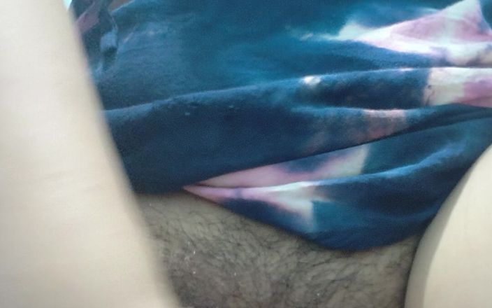 Purple sex: Самотня сільська дівчина вдома