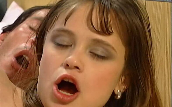 Tabu Film: Taboo Film Classics: En un tour de recogida en Brno