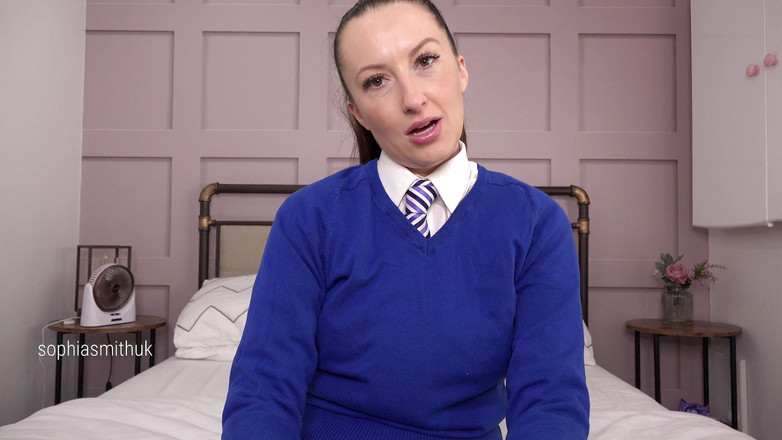 SophiaSmithUK: Dziwka student daje nauczycielowi ręczną robotę