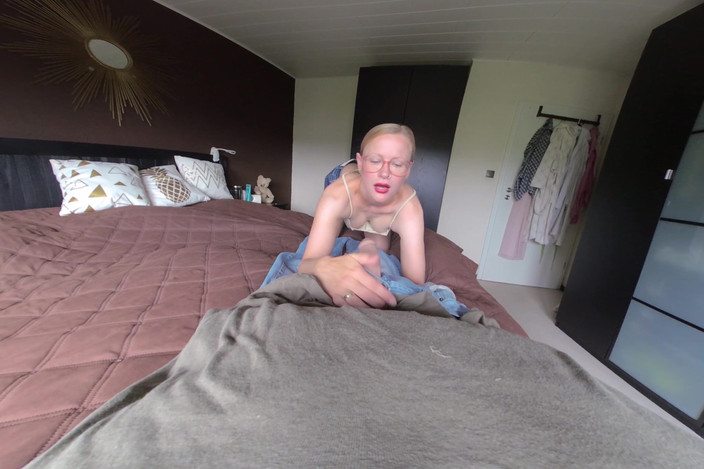 BlondeHexe VR: Dragă, chiar mă grăbesc