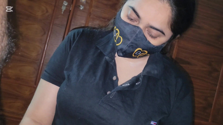 House 3: Scopa la bella principessa bollente con un cazzo caldo