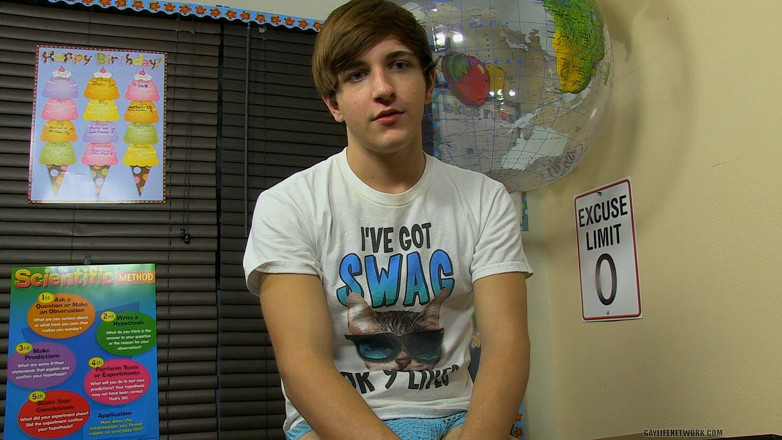 Teach Twinks: First Timer Colby on Set