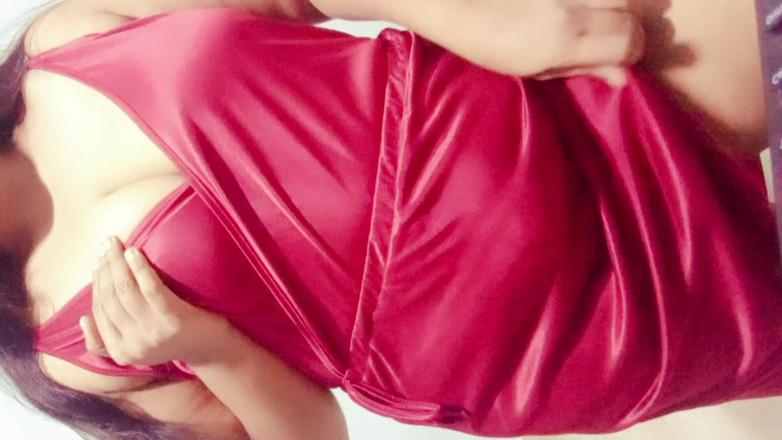 Your Arya: देसी बड़े स्तनों वाली भाभी का नग्न नृत्य