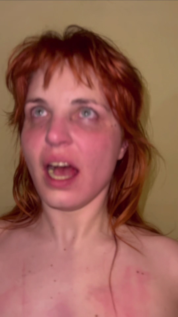 Elena917: Righello, cintura e mano schiaffeggiamento sessione bDSM con macchina del...