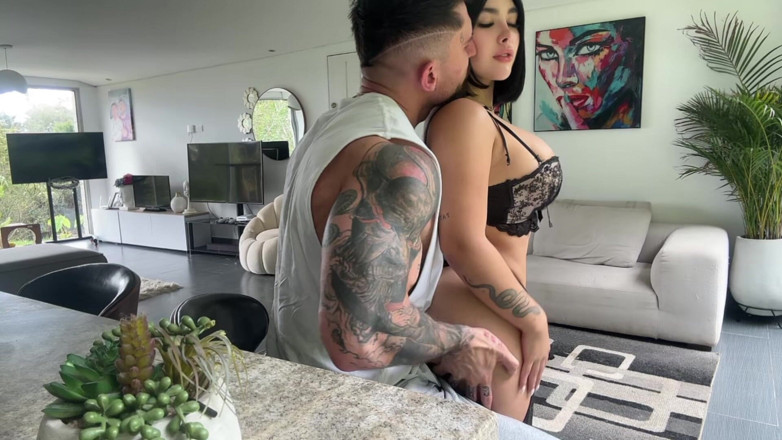 savina_oficial: I Model My Black Lingerie to My Gym Trainer... She...