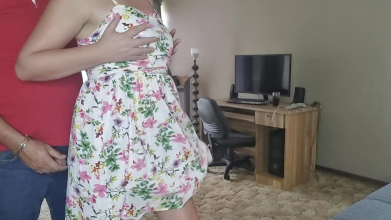 PussyGalore: Menjolok pakaian musim panas berakhir dengan pancutan mani besar pada...