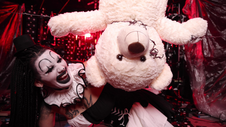 Darcy Diamond: Motel bertato 6.66: Alt the Klown
