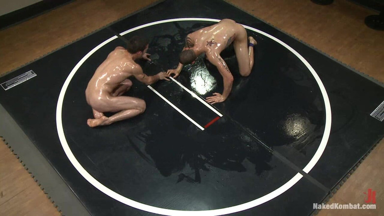 Naked Kombat: Dj vs Daniel Star, la pareja con aceite