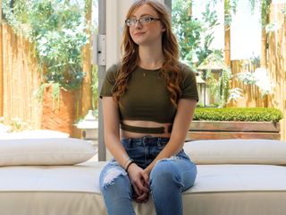 Net Video Girls: Shy redhead has the bang of her life