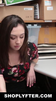 Stealer brunette bends over and gets fucked by the mall cop