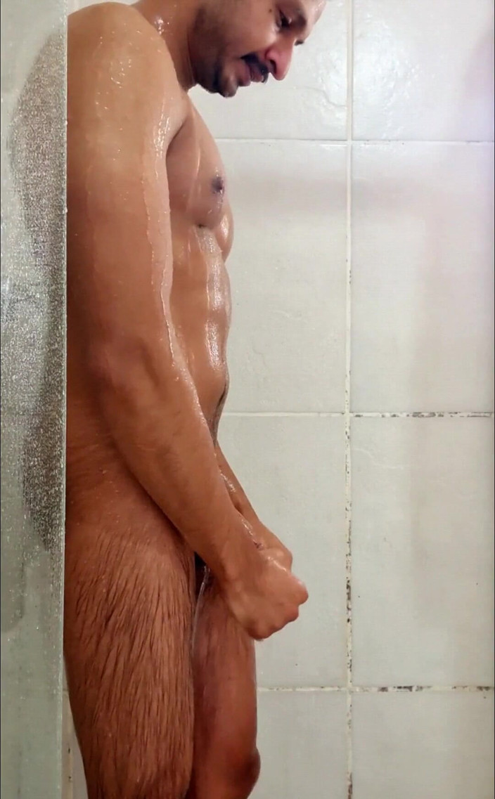 Otterjock_91: 몇 년 만에 처음으로 매달려 있었지만 기분이 나쁘지 않았기 때문에 아침 샤워 비디오, 나는 훈을 갈 때 더 귀엽다.