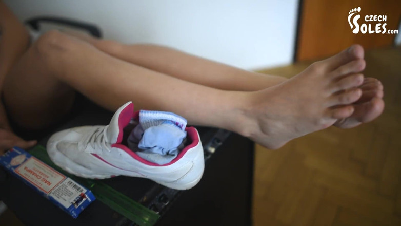 Czech Soles - foot fetish content: Sexy foot teasing with Sofia