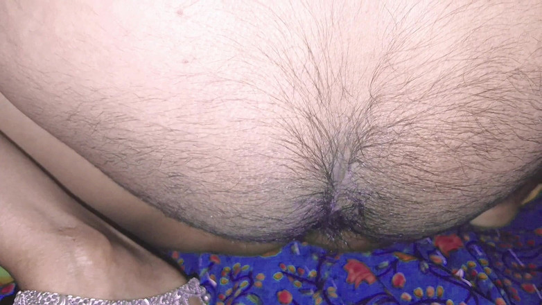 RANJIT RAVIDAS JAGDISH RAVIDAS: Sexuální video indické dívky