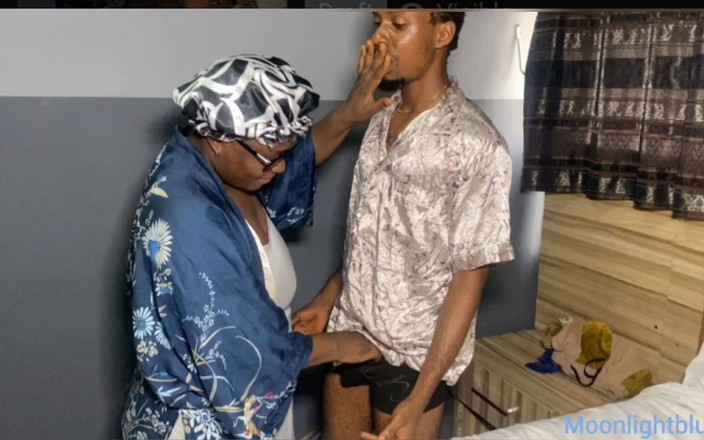 Moonlight blues: Femdom geile meesteres wilde een voorproefje van mijn grote zwarte...