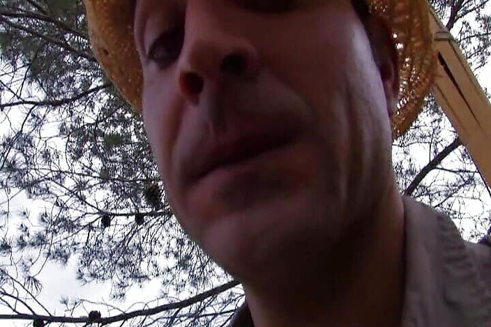 Planete Francaise: 見事なアナル屋外4人組と2人の素晴らしいフランス人女性