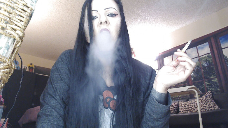 Abby Anna: 赚取 upclose 个人