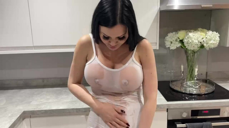 Jasmine Jae: Naoliwiony i pieprzony