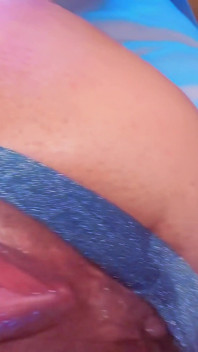 ( Condom Broke! ) Licking and Fucking Stepsister's Meaty Pussy
