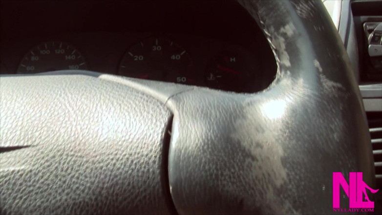 Nyllady: Cool Revving in Grey Pumps on My Barefeet