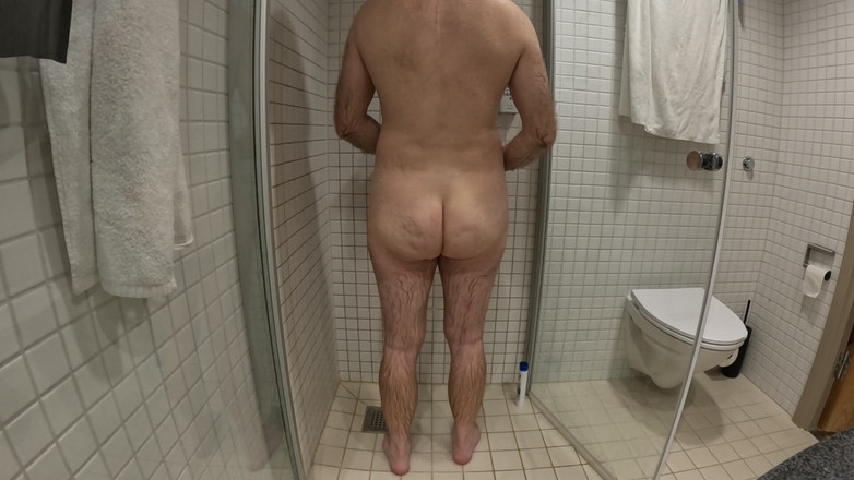 TheDane1122: De minnaar van mijn vrouw komt klaar op mijn kont