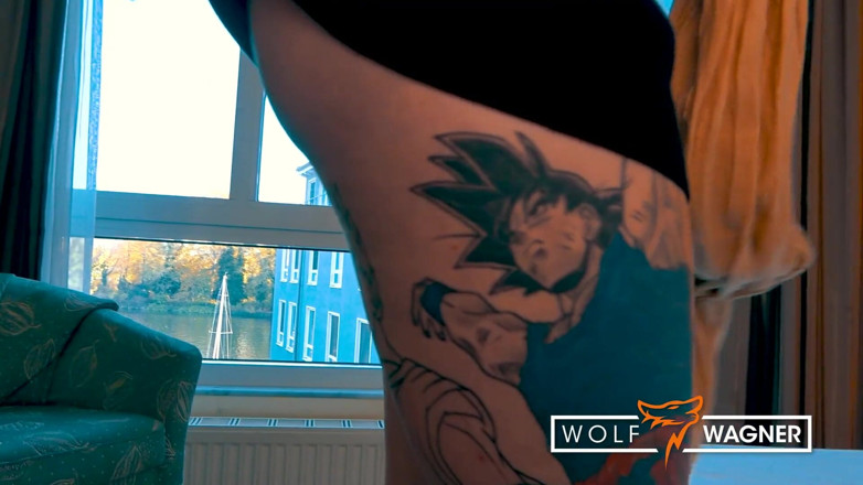 Wolf Wagner.date: 보수적인 클라우디아 스웨아는 은밀한 창녀입니다! 울프 바그너