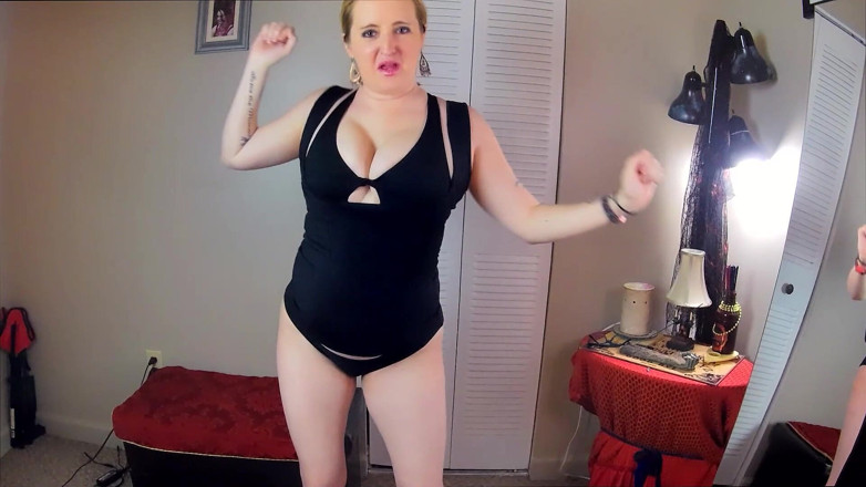 Kennedy Channing: Big Tits MILF Blowjob &amp; Titfuck &amp; Facial