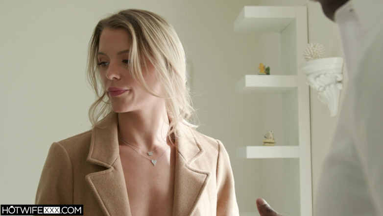 HotwifeXXX: Evelyn's Husband Sends a BBC Surprise