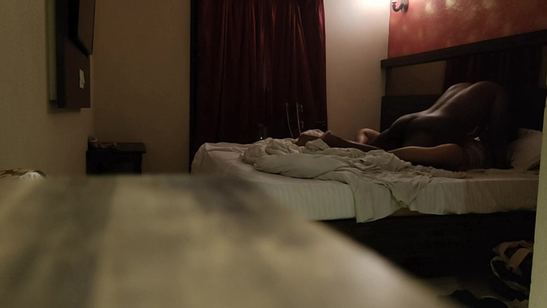 Trisha Hotness: Cam2_ ngentot posisi misionaris sambil ngentot memeknya habis-habisan