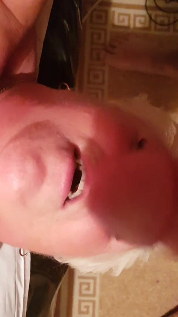 Uk Joolz: Pussy and mouth tease