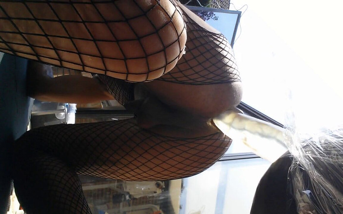 Rachelle: Kiểm soát cu giả mà không có tay