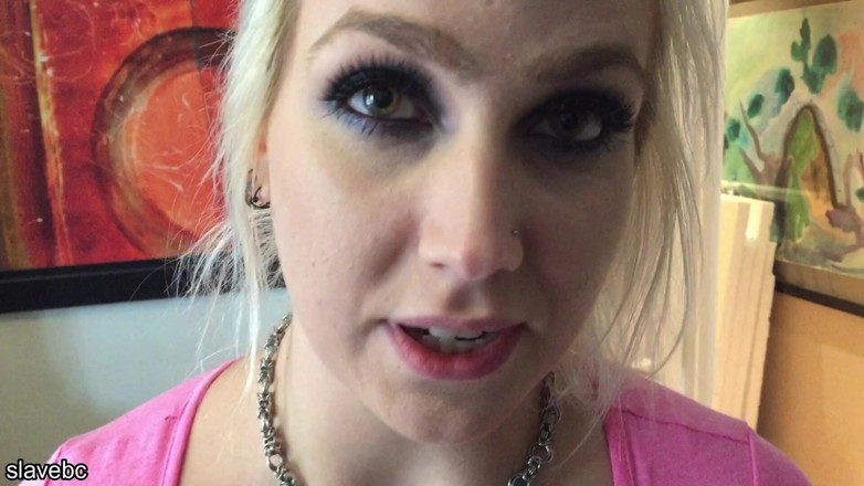 slavebc: Nedbalá otrokyně si nechává zneužité díry!