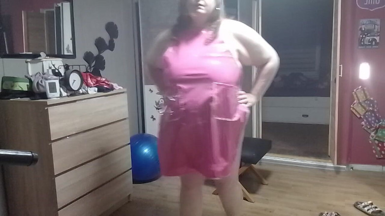 tammara big: SSBBW New Rubber Apron and Not Underneath