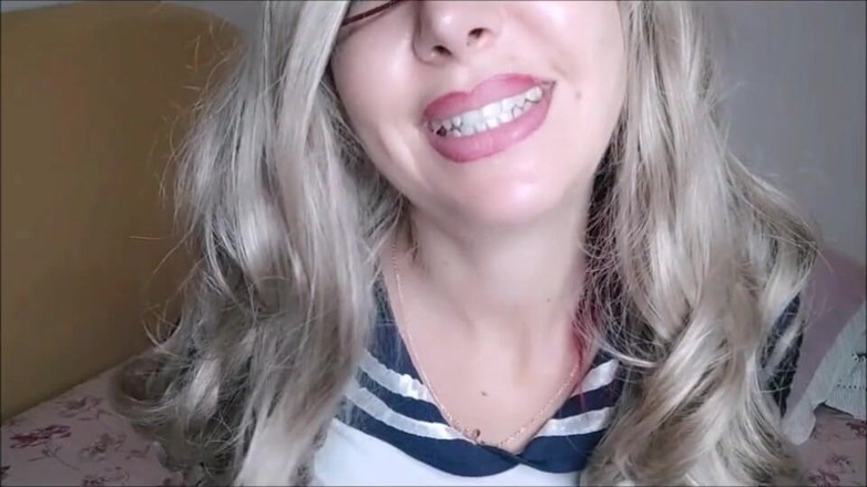 savannahamatoriale: Stepdaddy, I deserve a gift from you