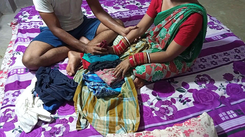 FireeCouple: Ráno Já Kapde Bechne Wali Garib Ladki Ko Pese Dekar...