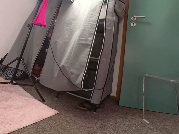 Sissy Adventures VR: La tua personale cameriera sissy chantal - parte 1