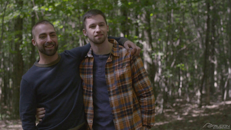 Falcon Studios: FalconStudios - 热辣的工人和同性恋情侣在火车上做爱