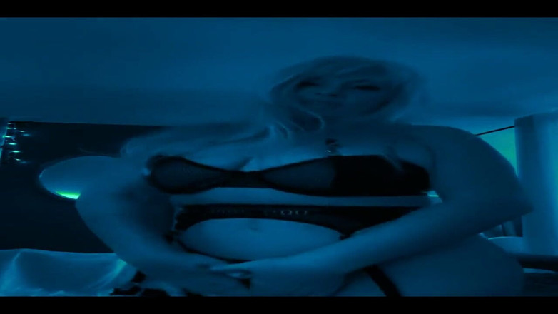 PaintedRose: 'll ci terrà entrambi in Atmosfera.