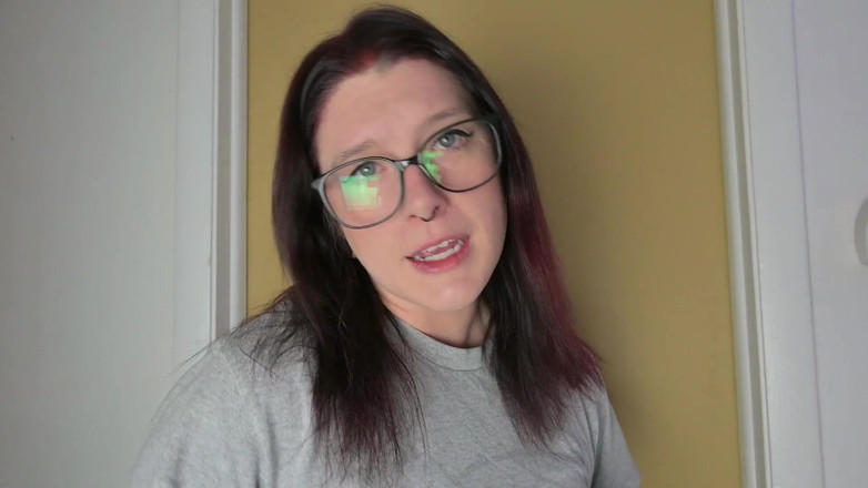 Missellie8: Horny Prison
