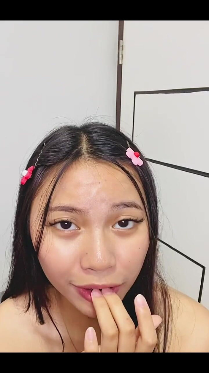 Cherrryblisss: Cute Girl