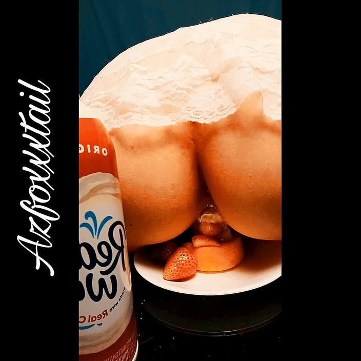 AzFoxxxTailPhelicia: Culo di torta di compleanno