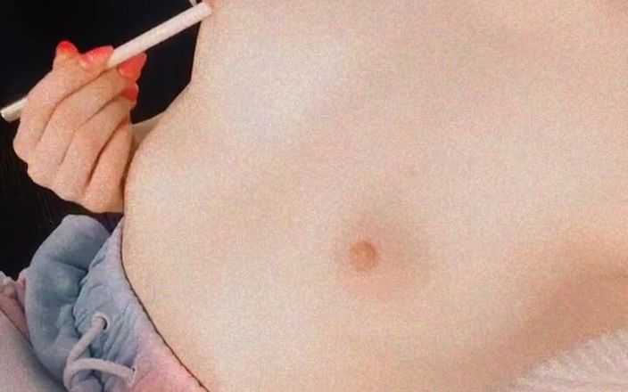 Luna Sparks: Sono facilmente distratto quando ho bisogno di studiare